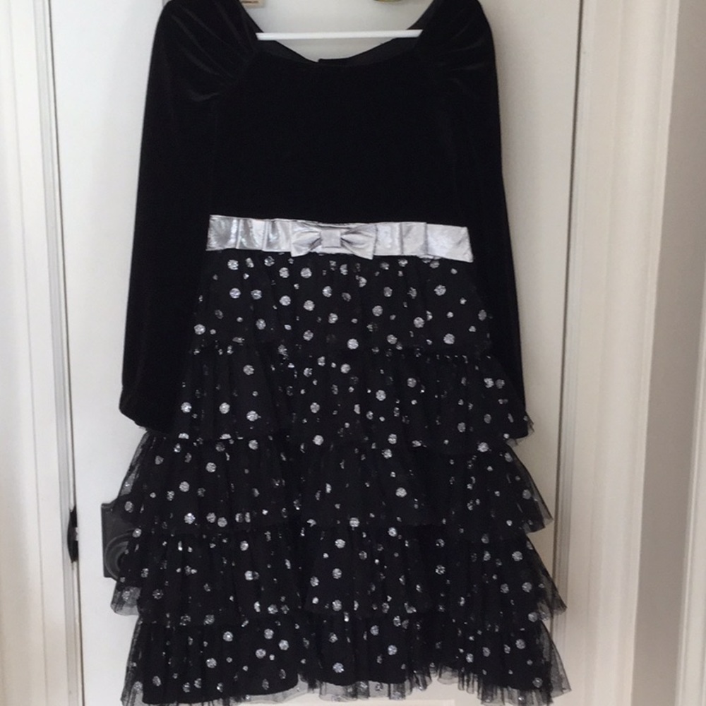 Genuine Rose Size 6 Black Fancy Glitter Dress